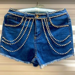 SHORTS WITH CRYSTAL DETAILS S